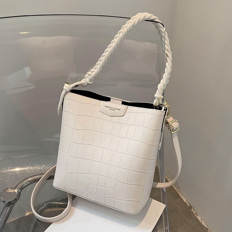 ネットセレブレディーススモールバッグ2020新しいトレンディな夏のワイルドエインスタイルショルダーバッグファッションテクスチャメッセンジャーバケットバッグ Tiancai_Wing_Bag9330090