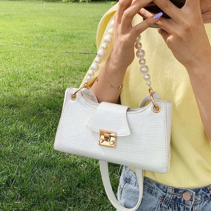 ネットセレブシングルショルダースモールバッグメスバッグ2020人気の新しい流行のファッションオールマッチメッセンジャーバッグインウエスタンスタイルのハンドバッグ 手作りハンドバック43274253317