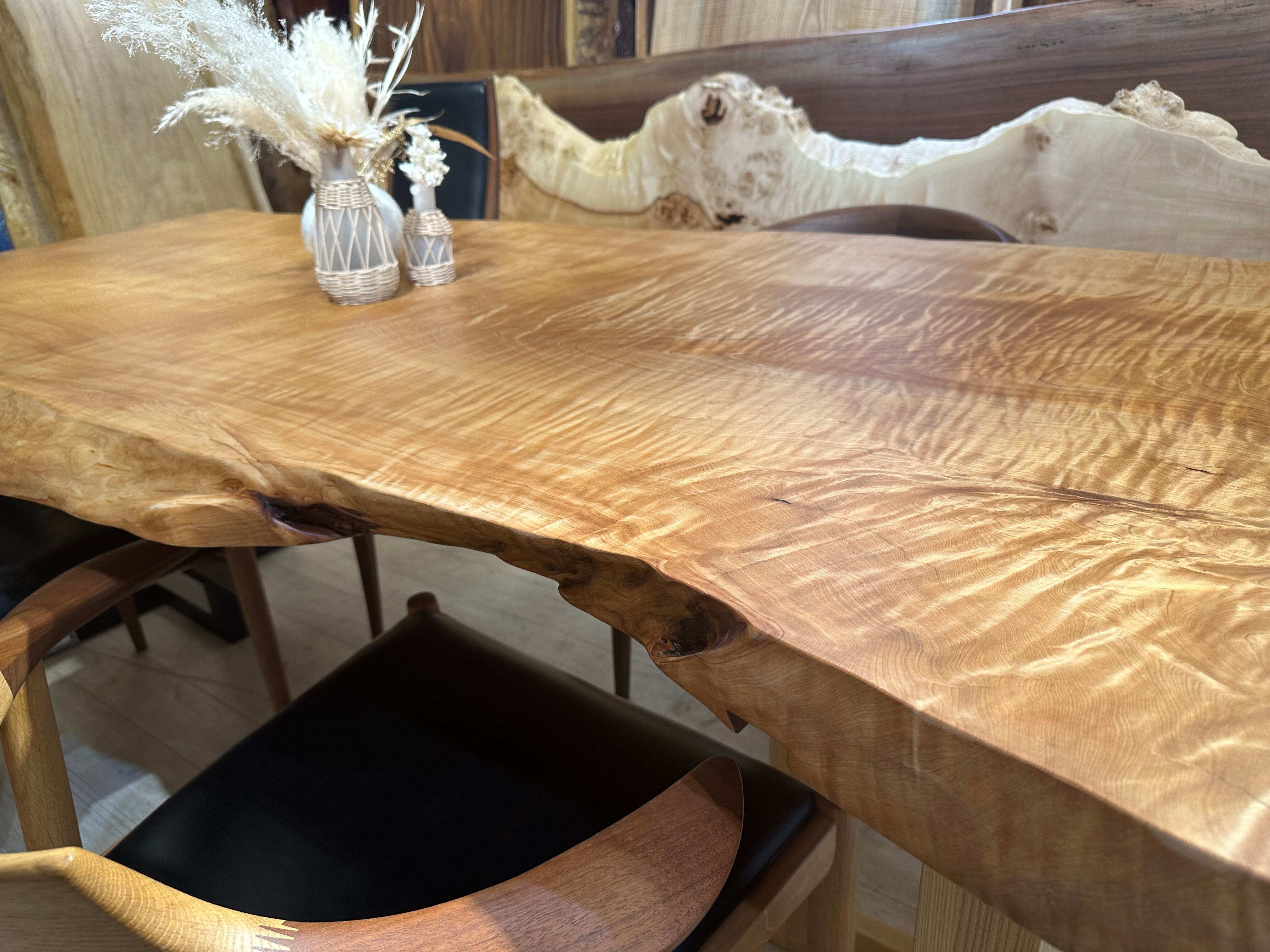 全面杢】栃（トチ）_2020×770-930-960×63_浅草本店_テーブル天板/一枚