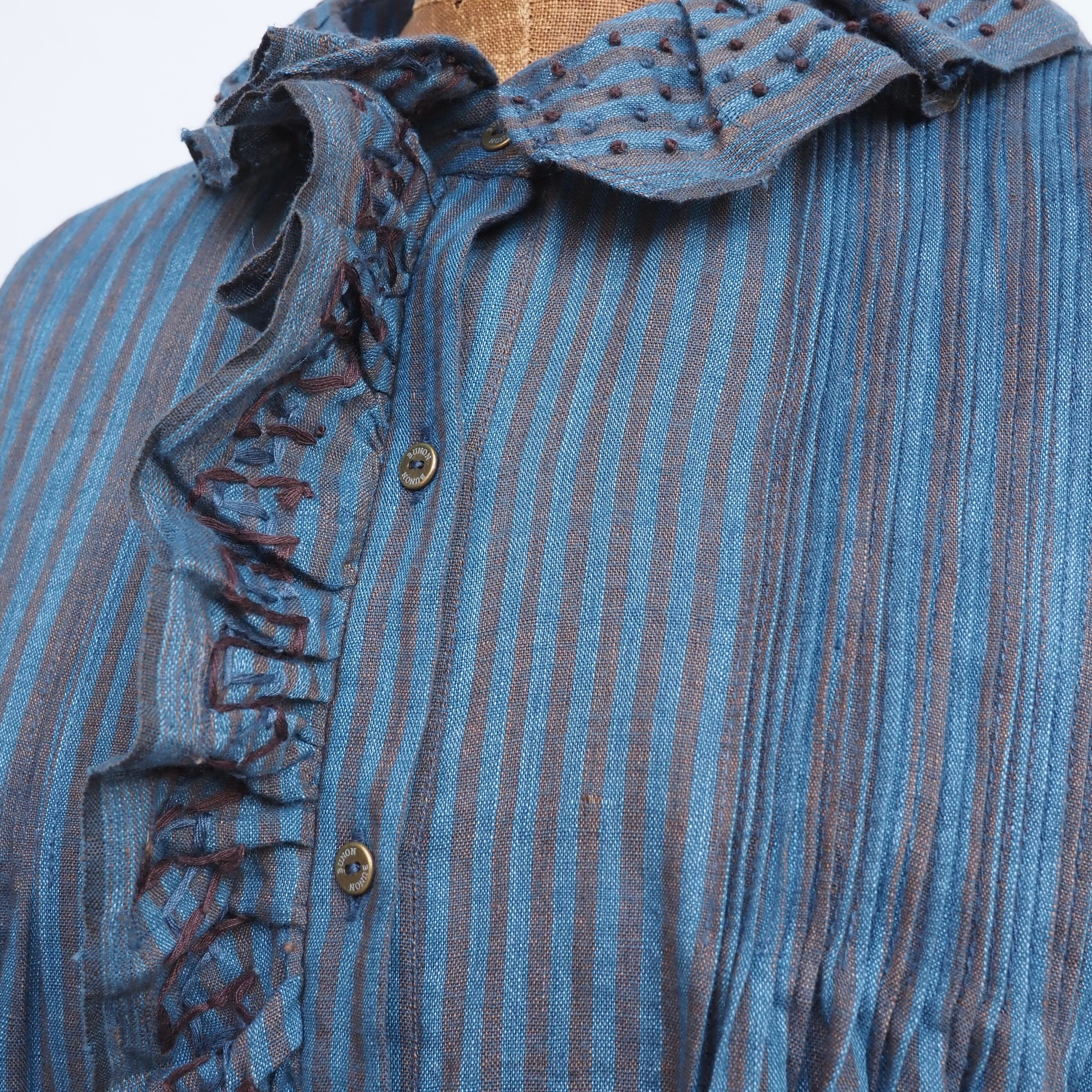 BUNON/Embroidery Frill Blouse /ブラウス(Brown×Blue strip)