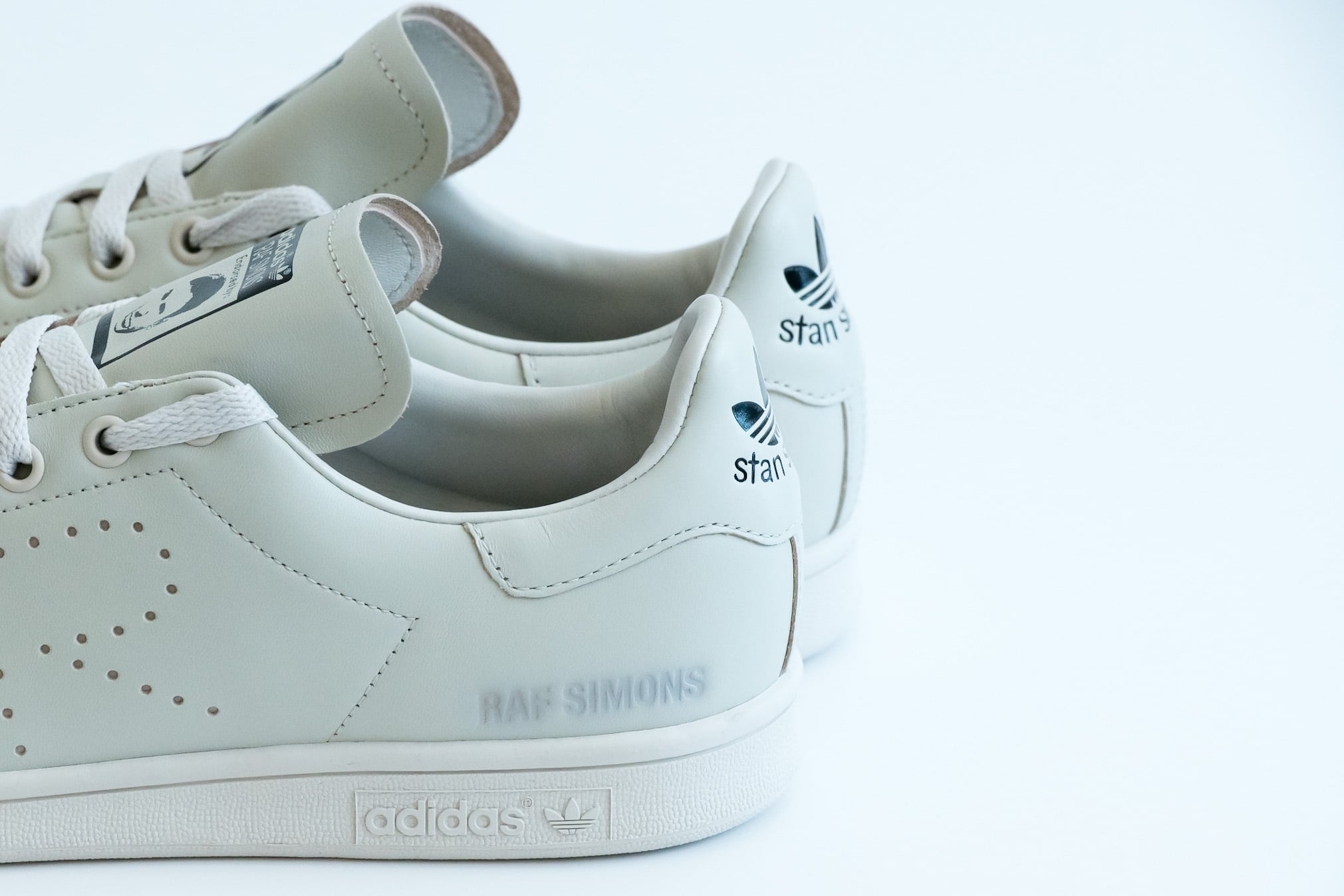 アディダス オリジナルス BY RAF SIMONS STANSMITH バイ ラフシモンズ スタンスミス | NOUVEL des HIOC（ヌベル  デ ヒオーク） powered by BASE