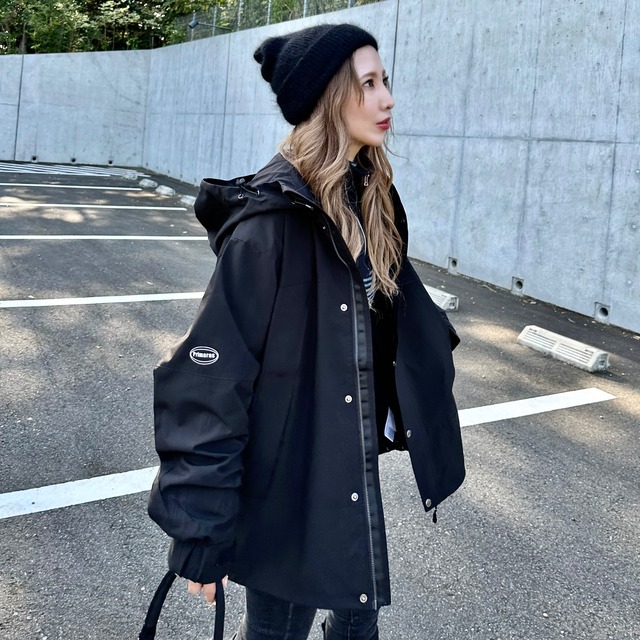 Water repellent & windproof material Mountain PK／Black