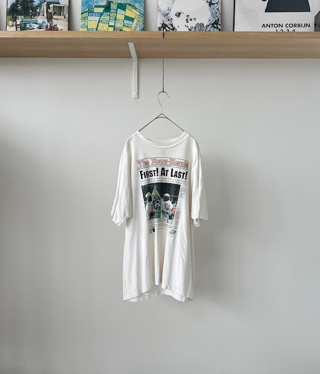 -The News Herald- Vintage 90s First At Last Newspaper T-shirt