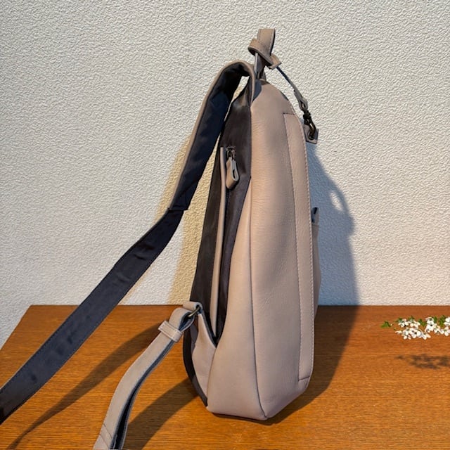 B.stuff　ボディバッグ(小)