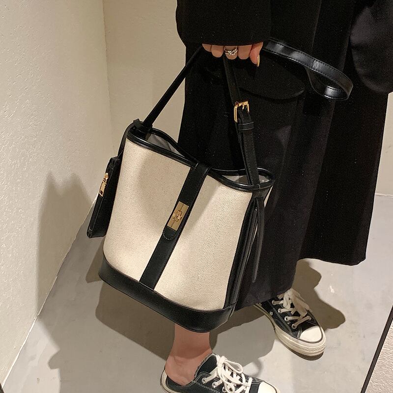 サマー 夏物 ハンドバッグ メッセンジャーバッグ Tiancai_Wing_Bag48204858184