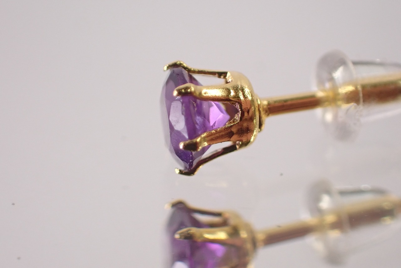 アメジストピアス　約4mm　[D9-121]