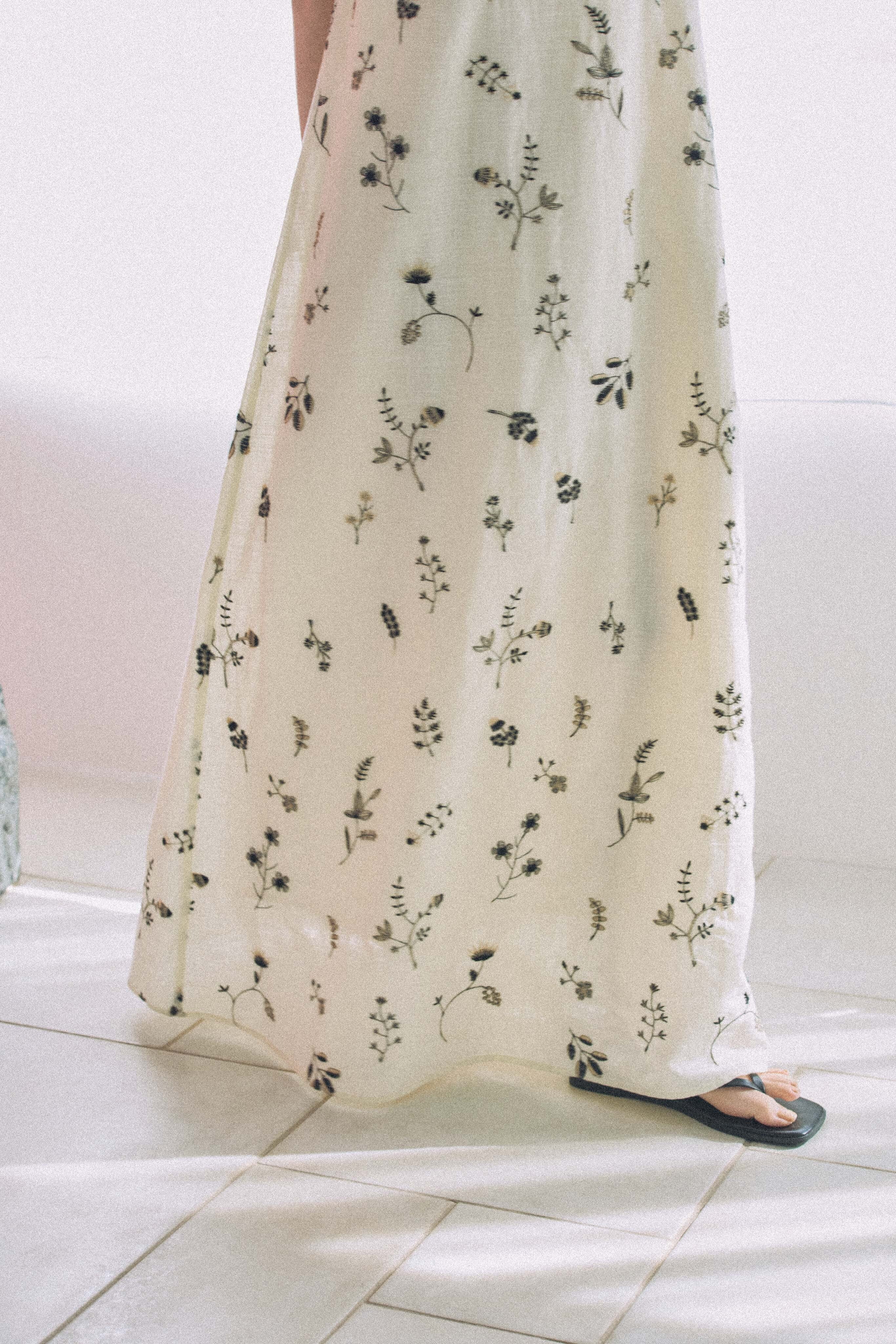 DU260504 Embroidery Cotton One Piece 【T sizeあり】【Re Stock