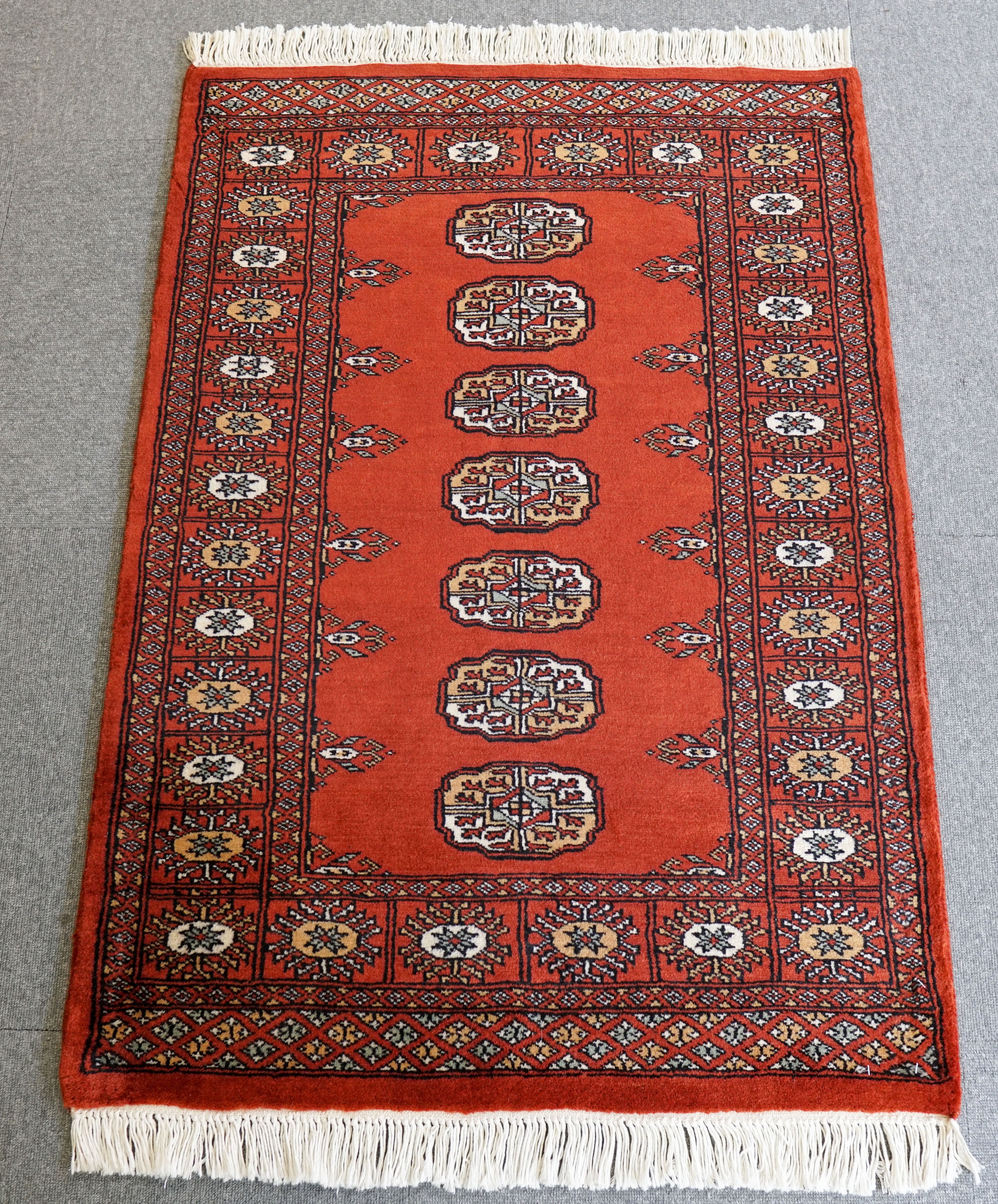 パキスタン手織り絨毯 ウール アクセントラグ size:120×82cm-