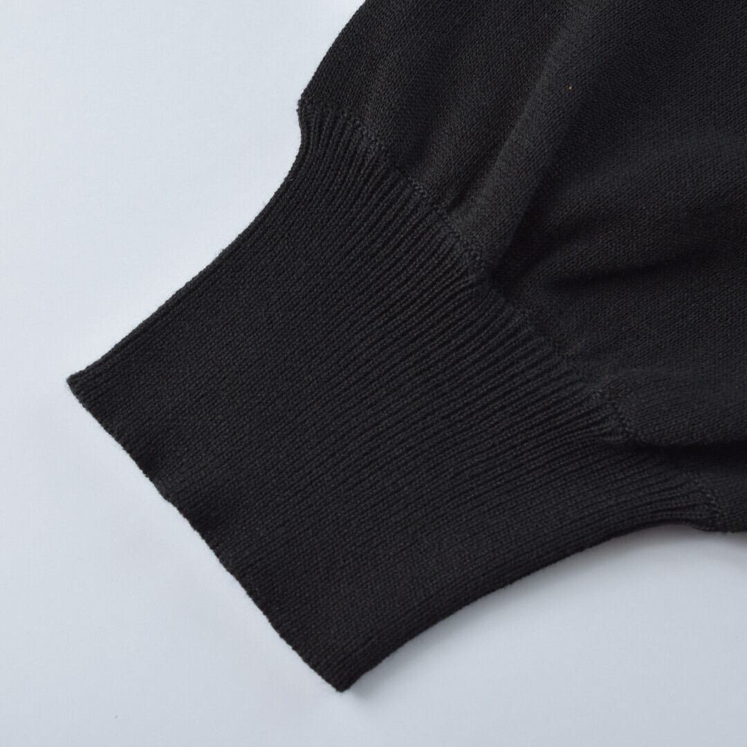 atelier naruse アトリエナルセ コットン襟付きニット・ブラック