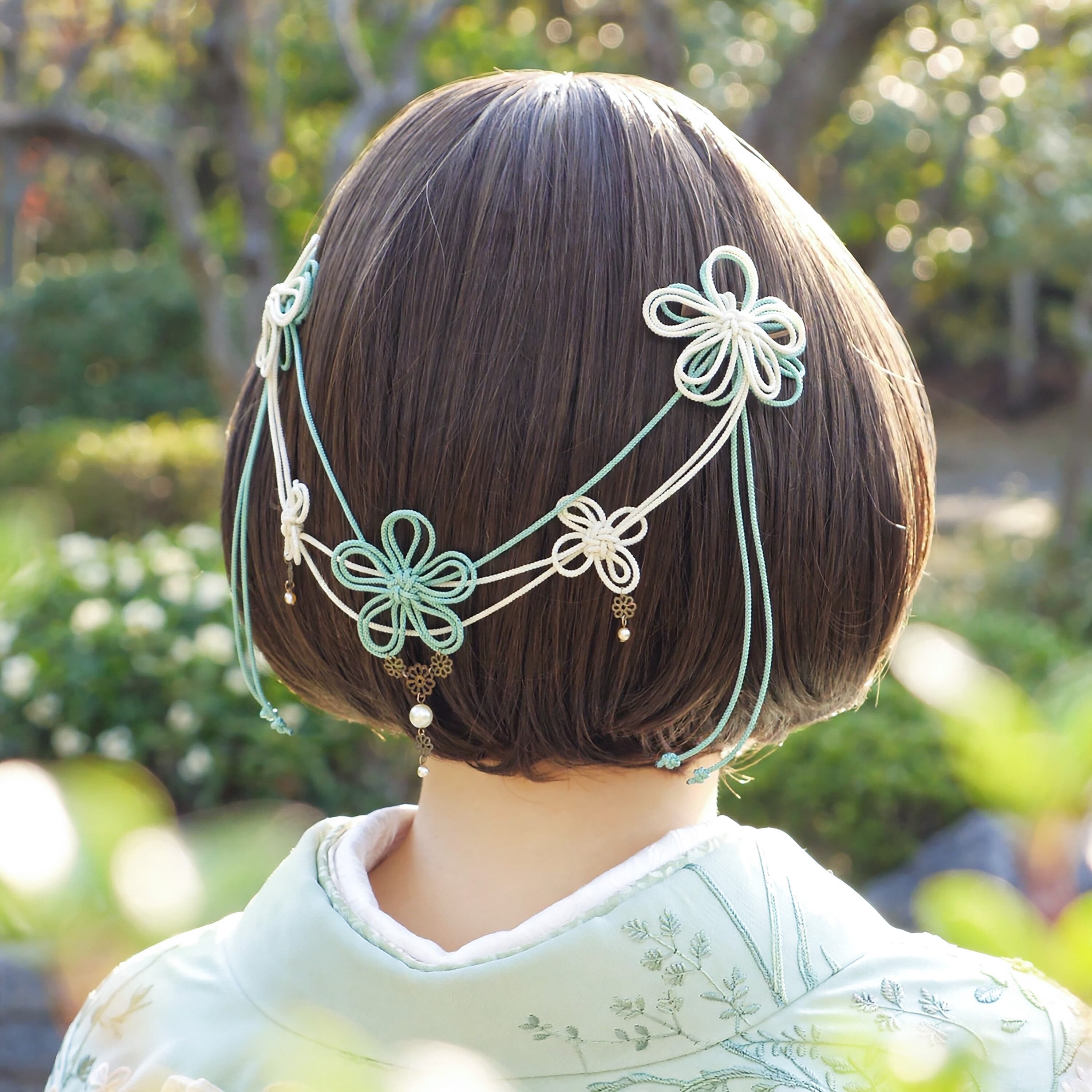 飾り結びヘアコーム「みちゆきて涼」(淡緑×アイボリー)【和風バックカチューシャ】浴衣・着物・フォーマルに。