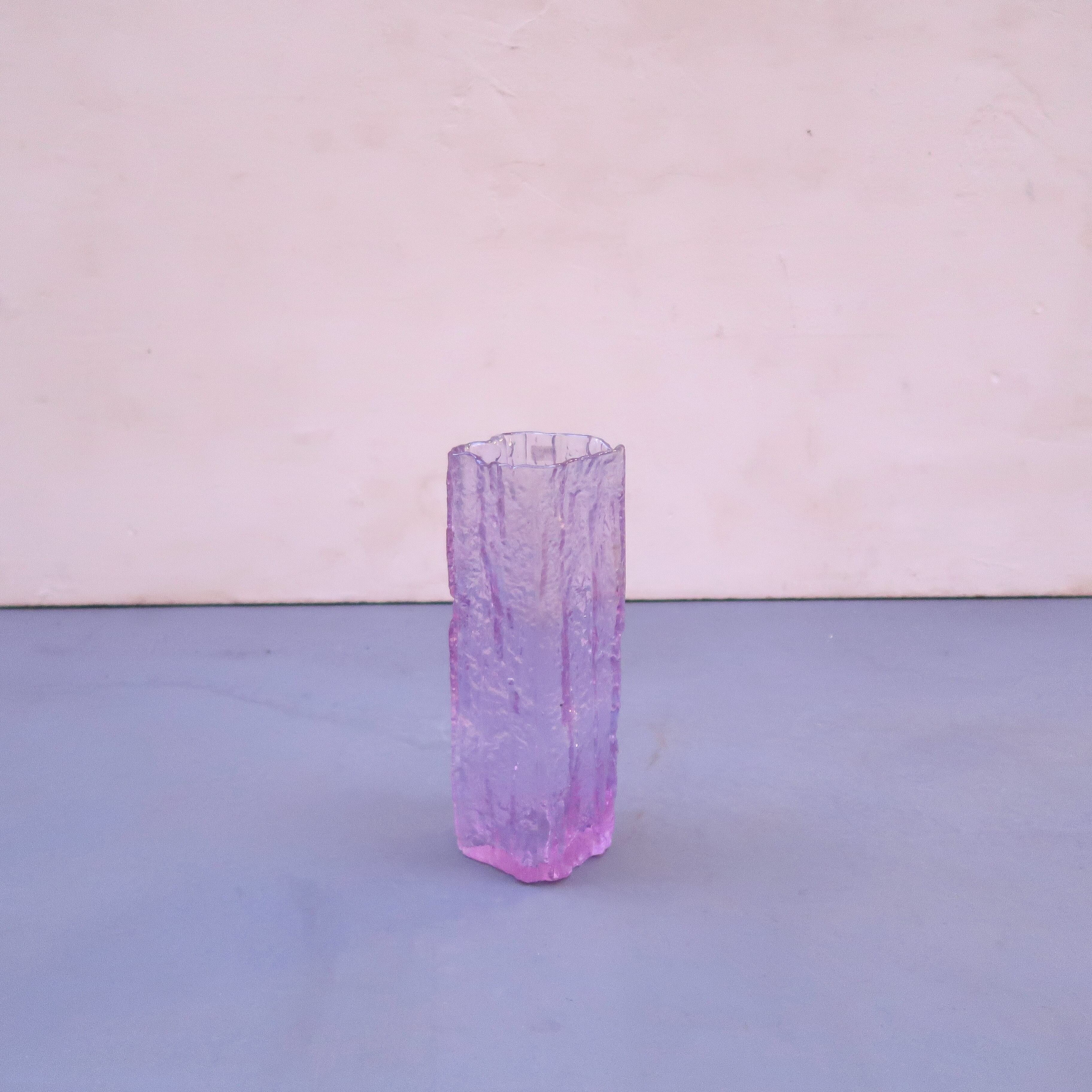 氷のようなパープルの花瓶 | SUISUI