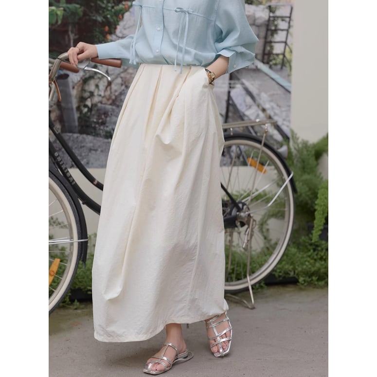 simple balloon design skirt