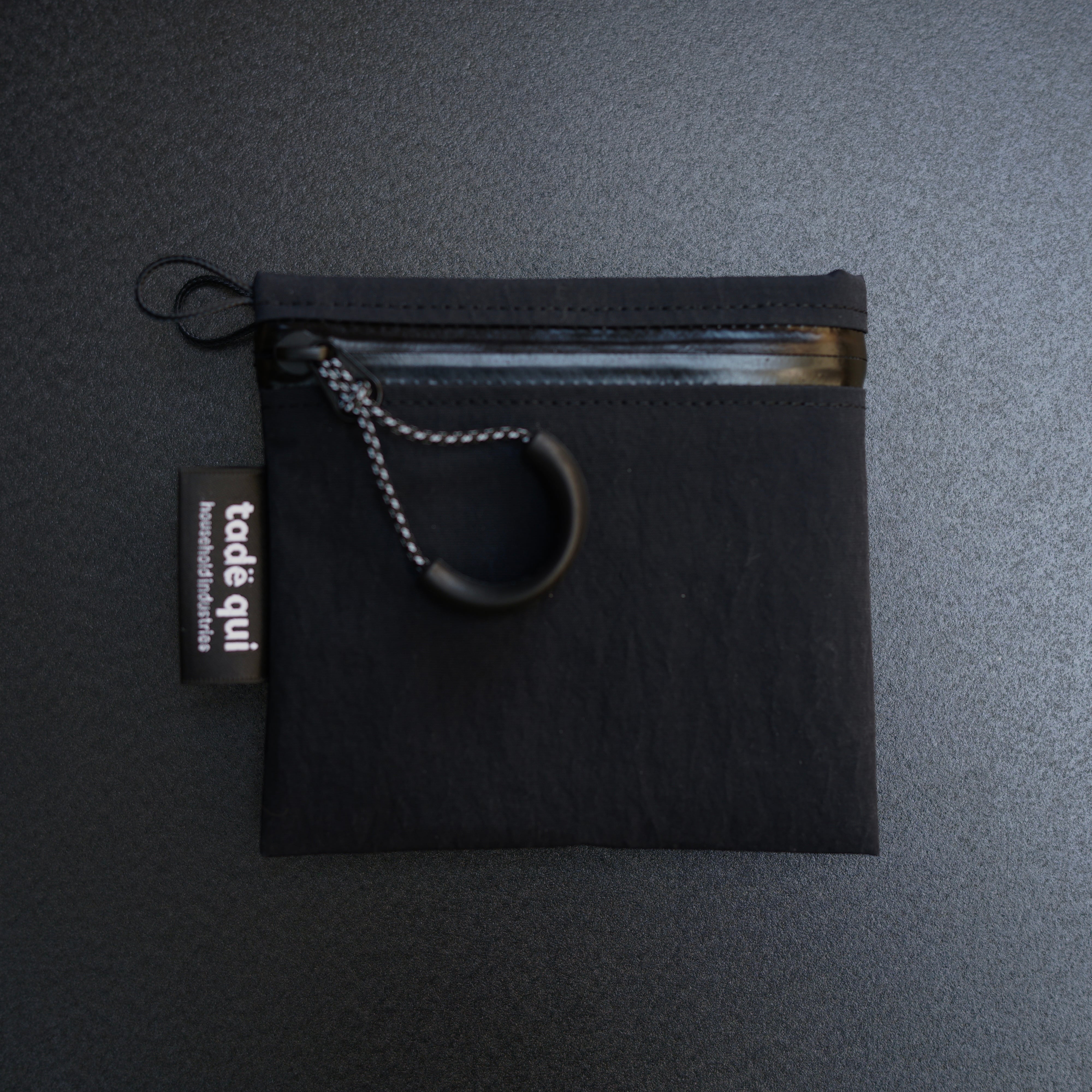 wallet | tadequi