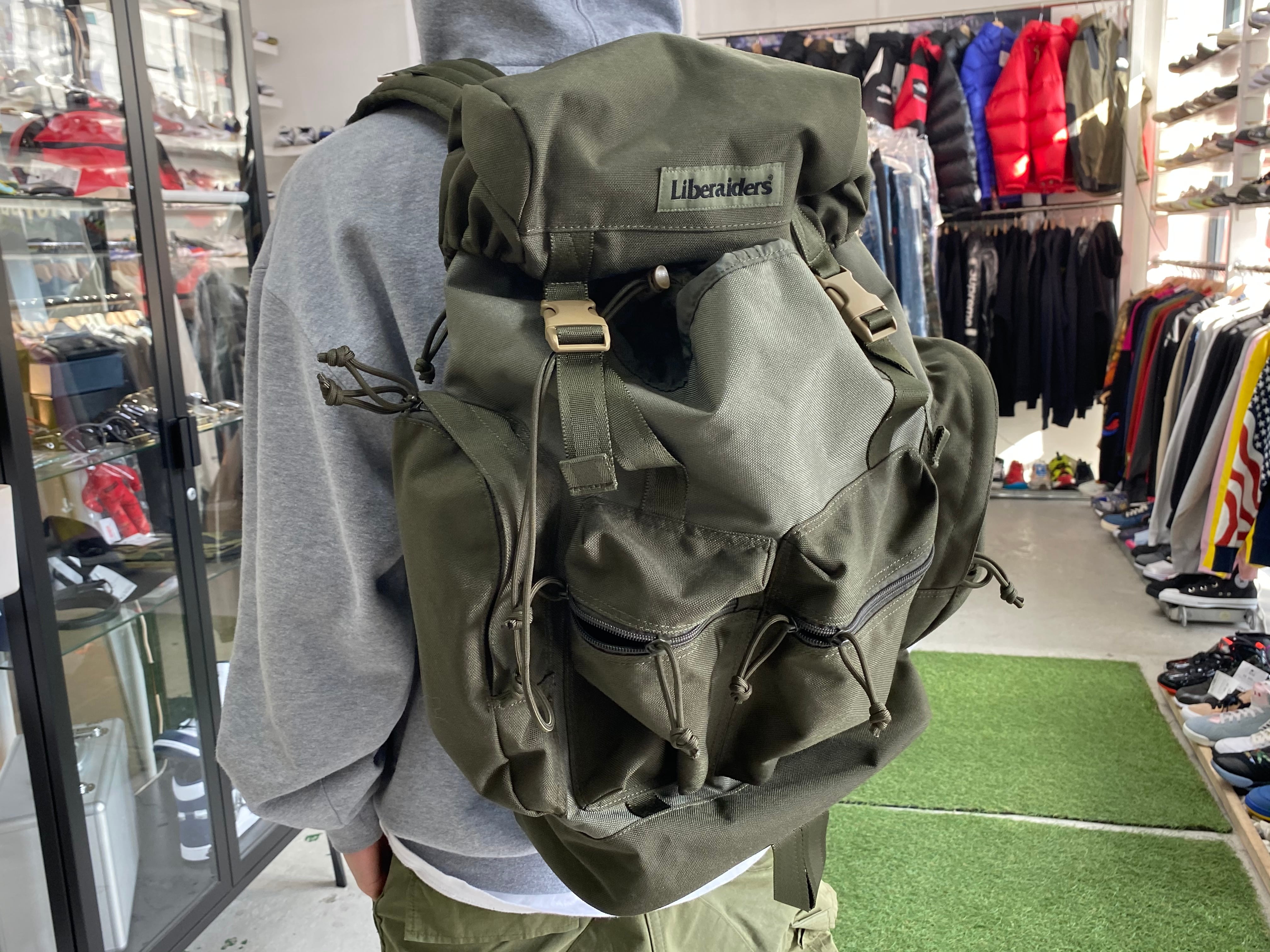 Liberaiders TRAVELIN' SOLDIER BACKPACK OLIVE 35KA2076 | BRAND