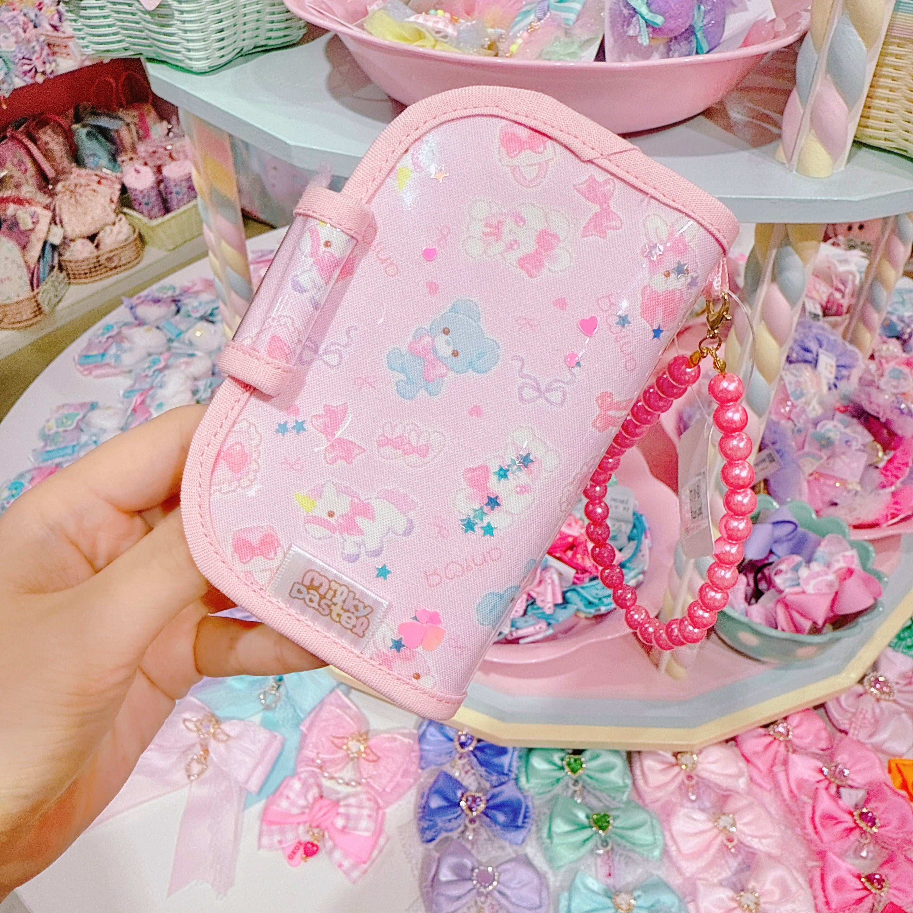 【J5】38-2バッグチャーム付きカードケース