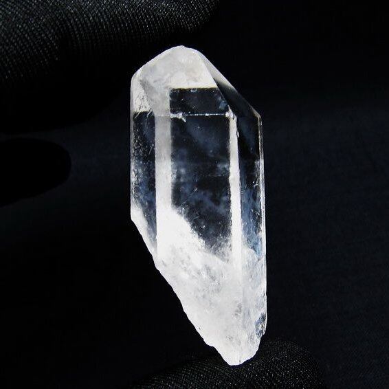 水晶 原石 アーカンソー産 一点物 171-7051