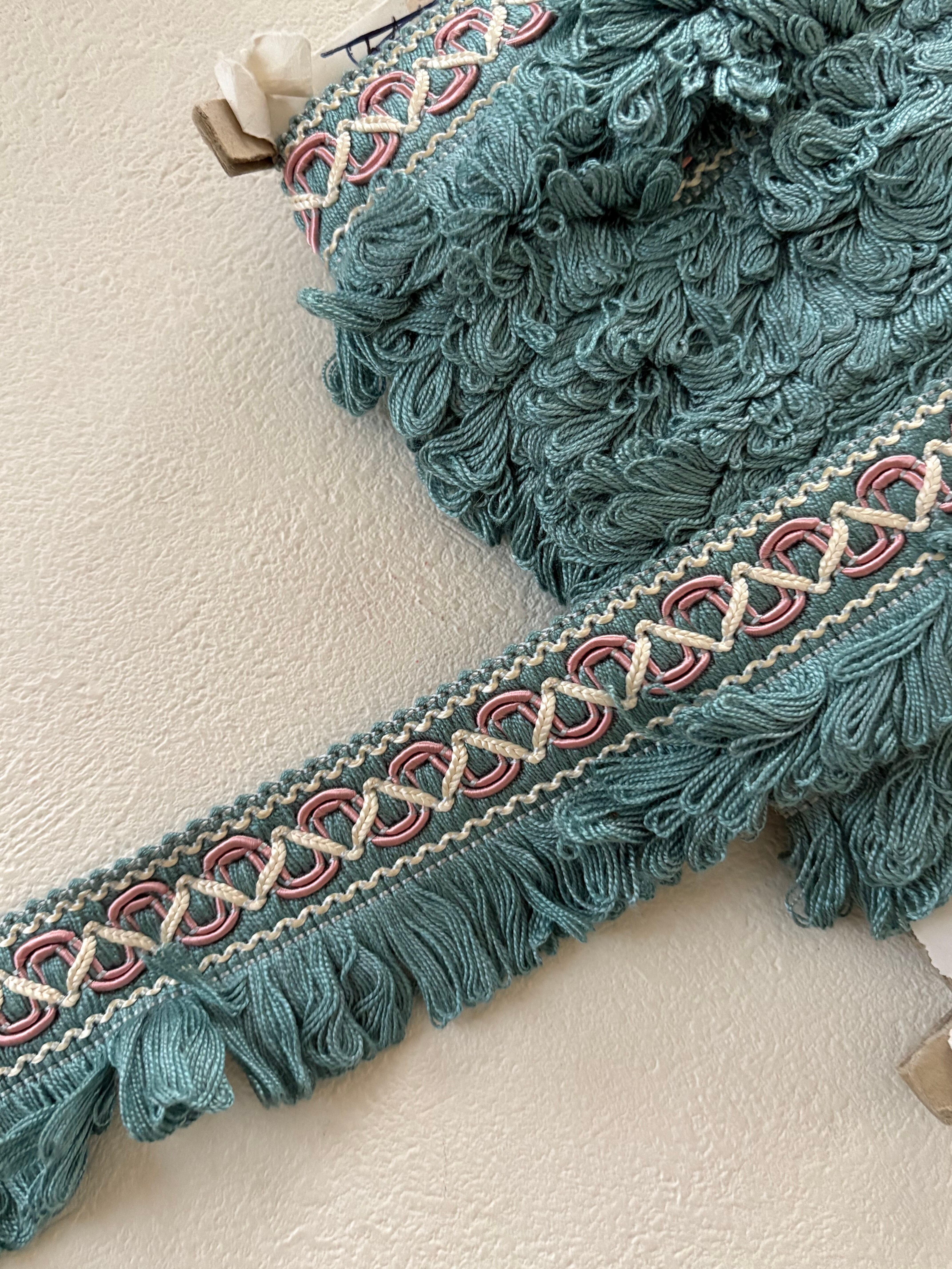 フランスVintage フリンジブレード ライトブルー×ピンク×ホワイト 40mm カルトナージュ デコレーション材 ヴィンテージトリム