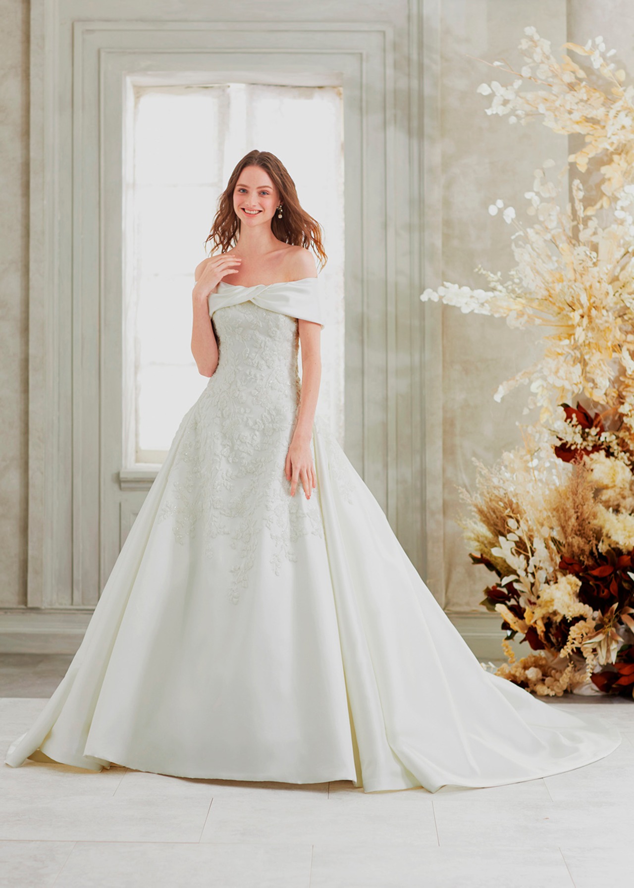 美品！ピンク 憧れのドレス ベアトップ 小花 オフショルダー 花嫁  