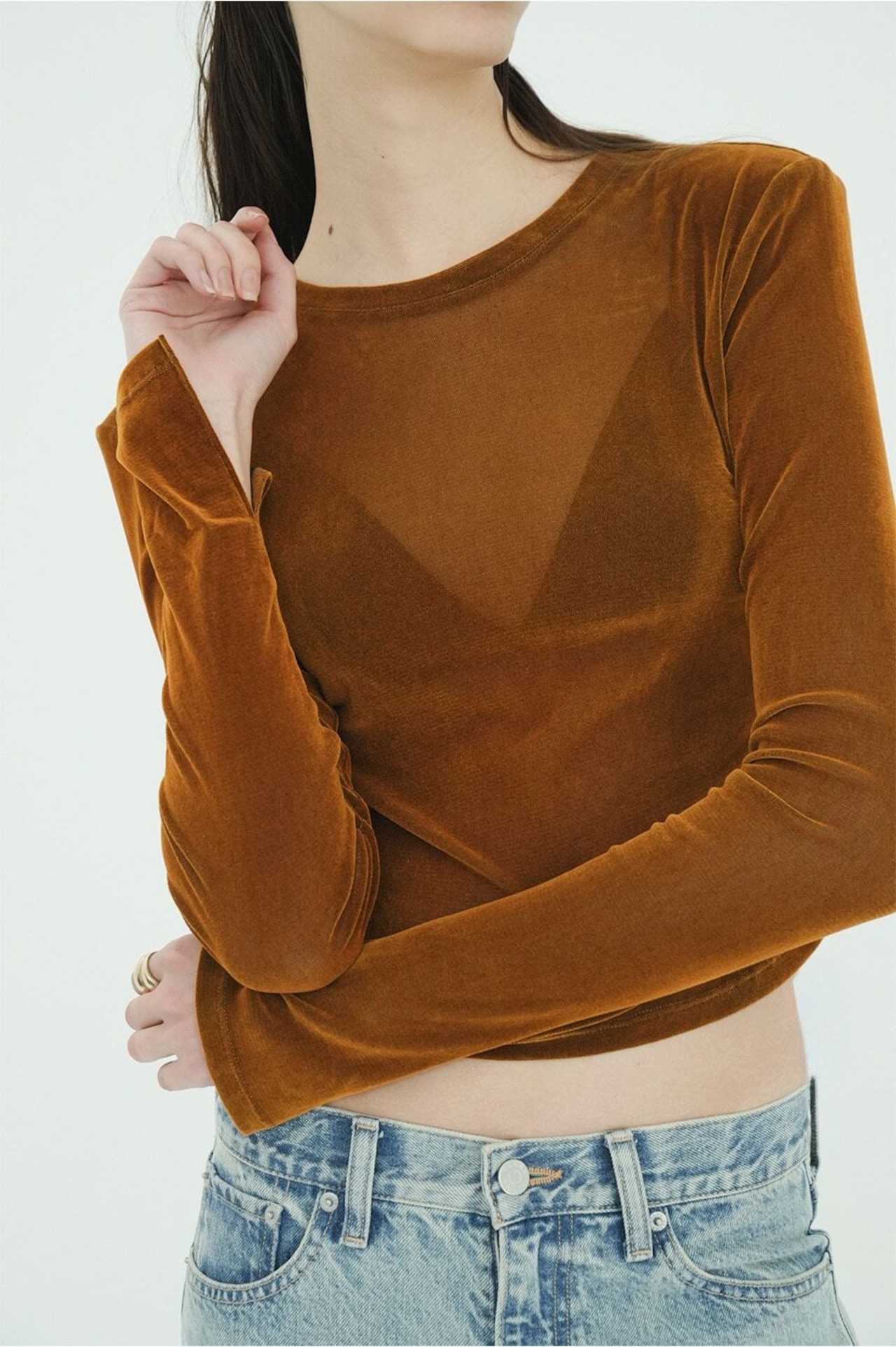 CLANE FLOCKY FORM TIGHT TOPS