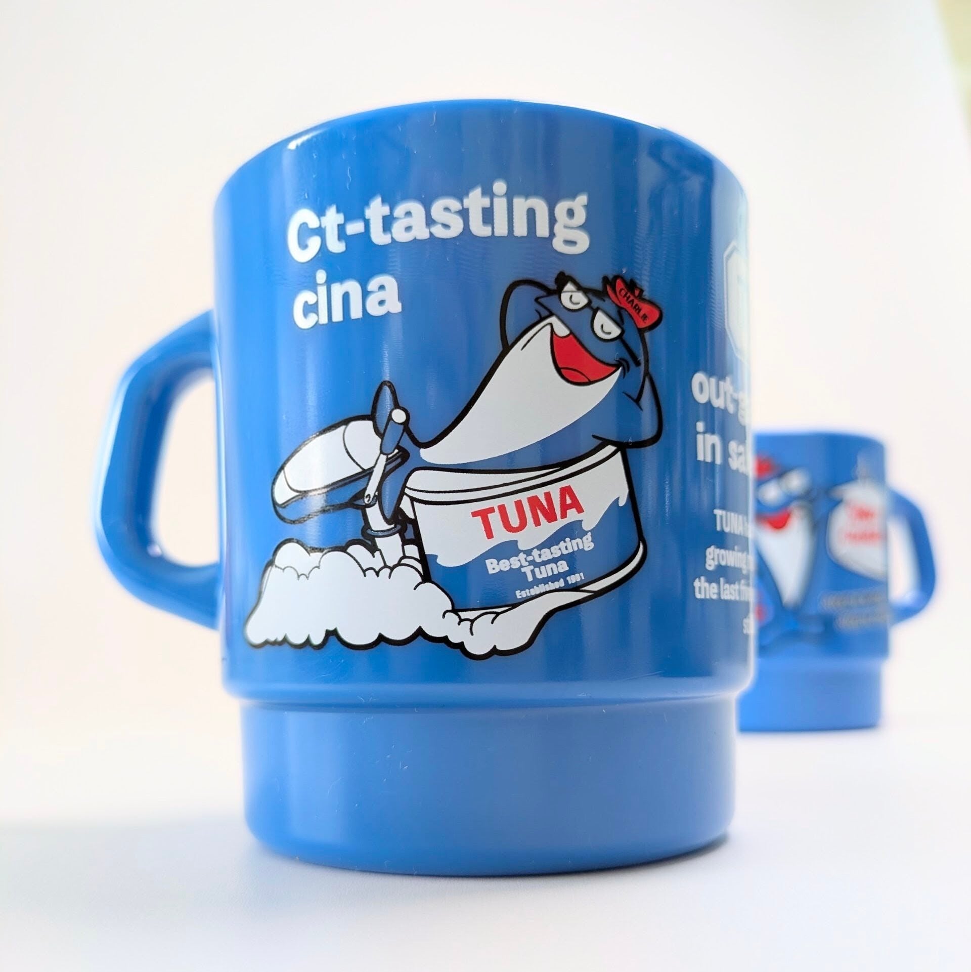 【 STACKING MUG /スタッキングマグ 】 Charlie the Tuna(チャーリー・ザ・ツナ)/ StarKist(スターキスト社) / プラカップ / MUG / ミルキーマグ / 積み重ねられるマグ〚アメリカン雑貨 アメトイ〛