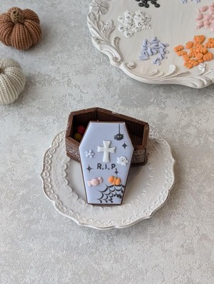 まとめて抜ける型と棺おけ　セット