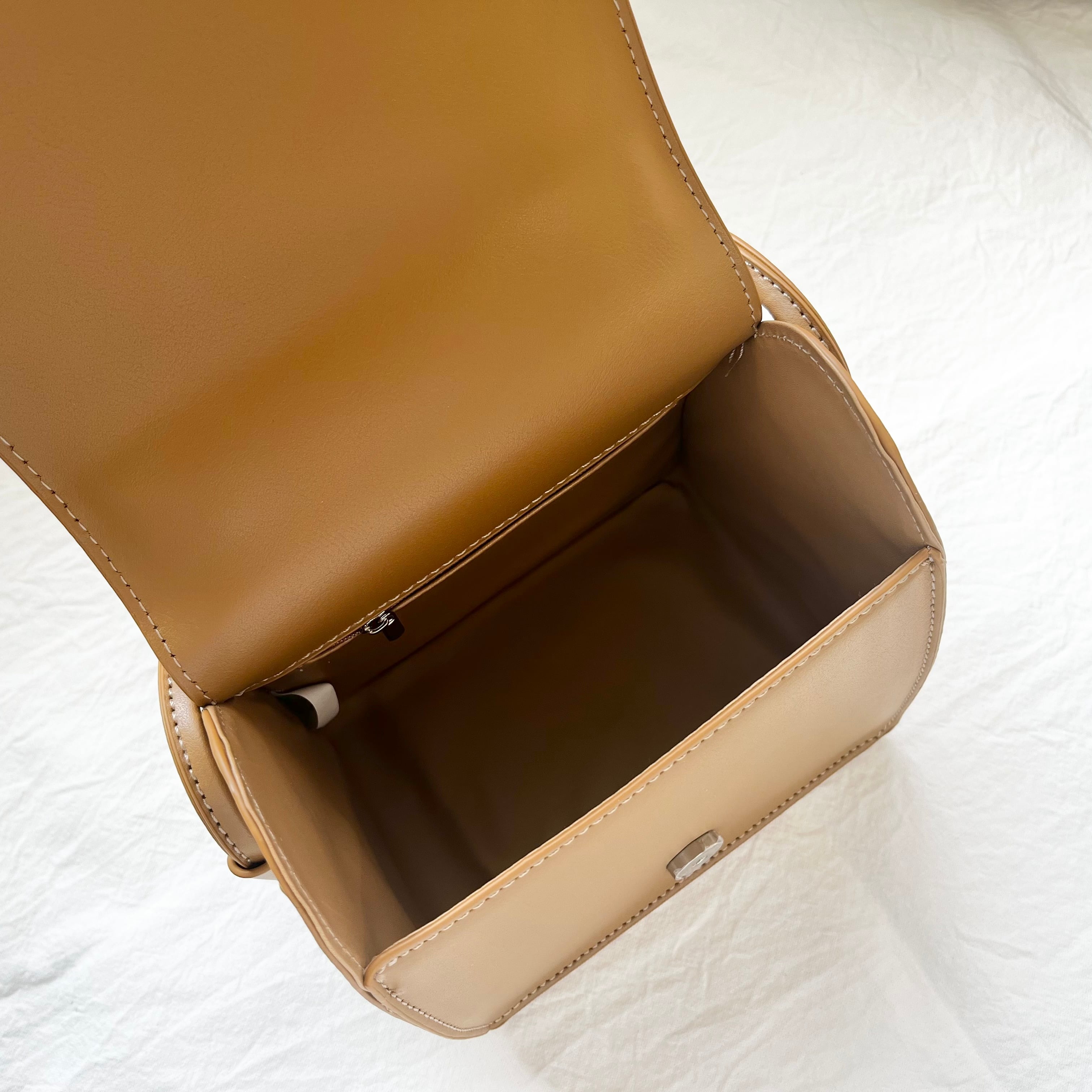 中身が見やすい／ボックス型ショルダーバッグ | muu