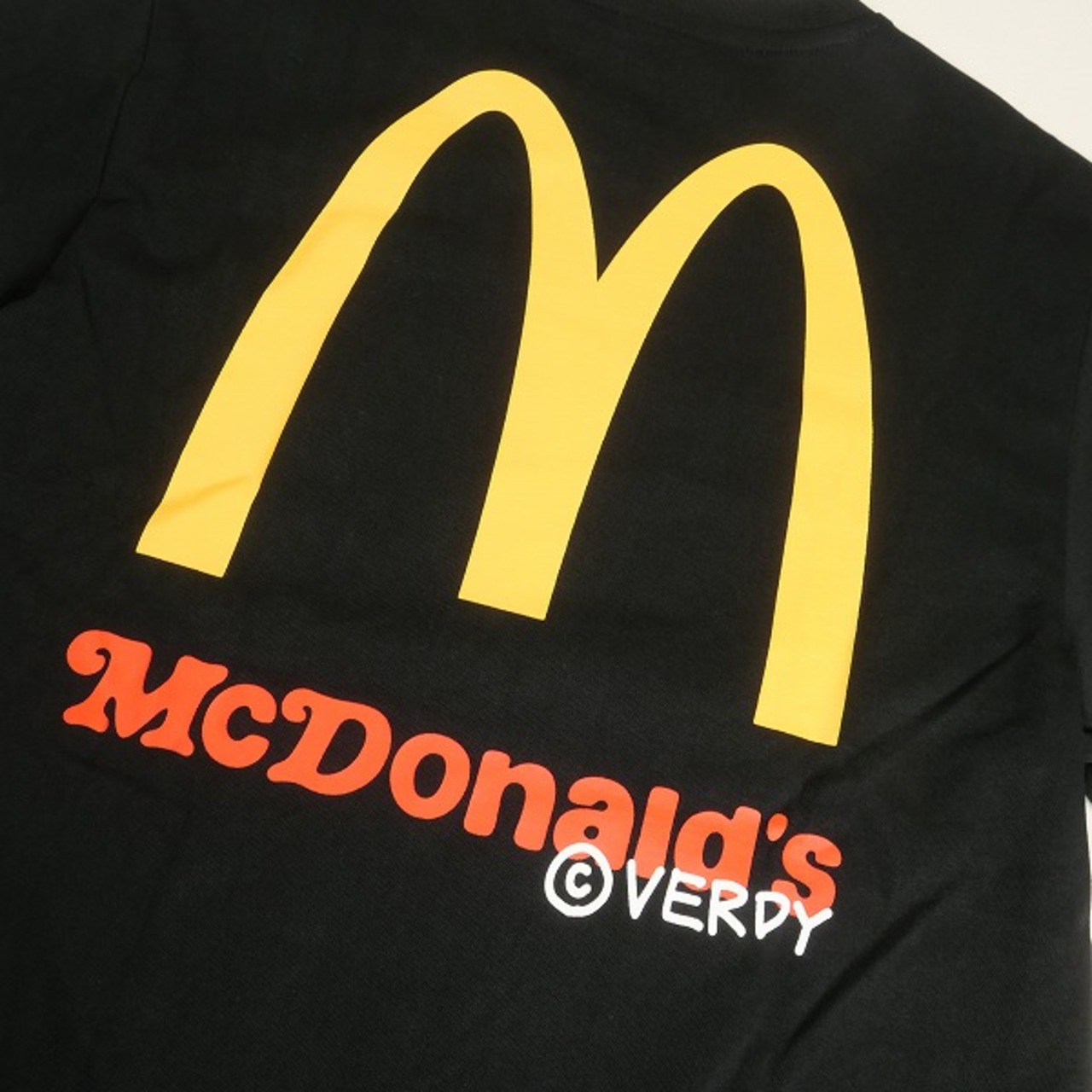 Size【L】 VERDY ヴェルディ ×McDonalds 上海限定Tシャツ 黒 【新古品