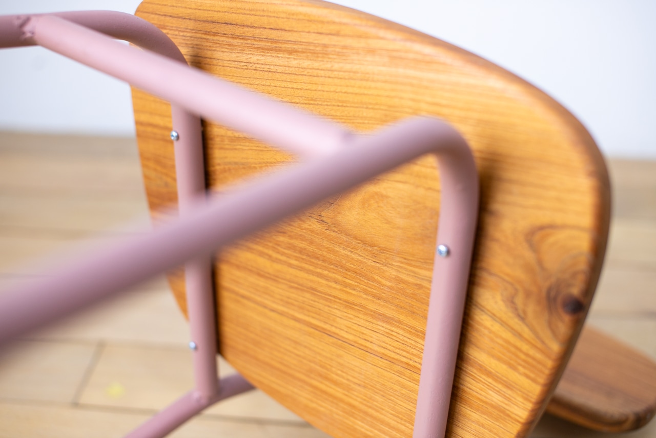 GOOD LUCK CHAIR 009