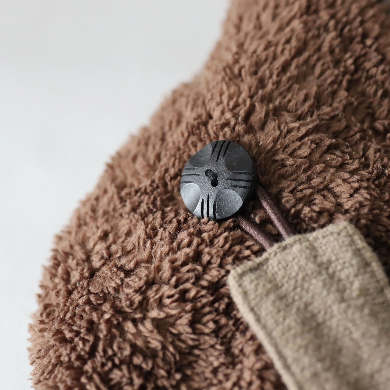 ボア マフラー｜BOA Muffler｜ダークブラウン ボア(アッシュグレー)