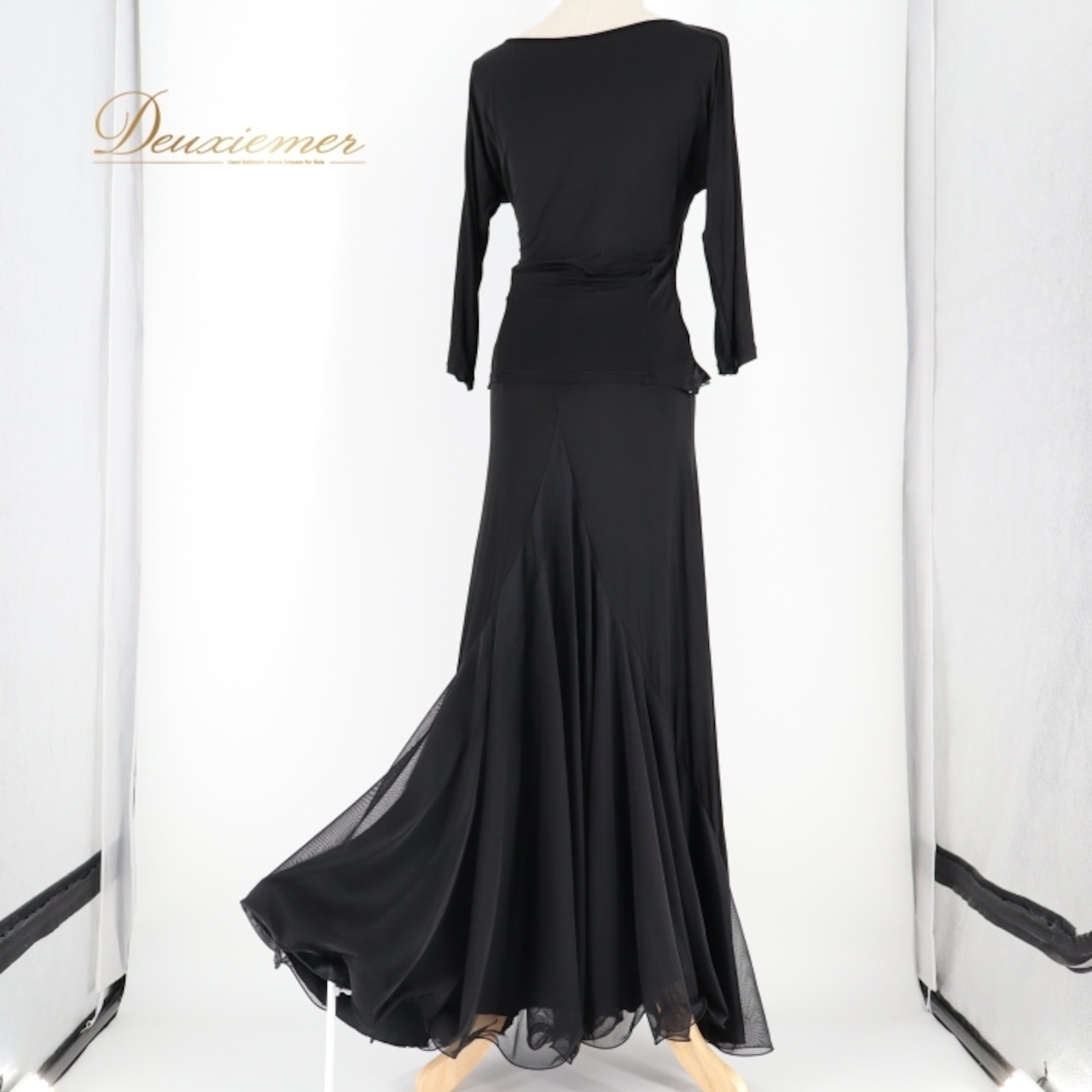 社交ダンス 衣装 ツーピース ブラック系 チャコット Chacott 無地 シンプル 黒 伸縮 ストレッチ セットアップ 上下セット 上品 日本製 パーティー かわいい ダンス衣装 イベント ステージ