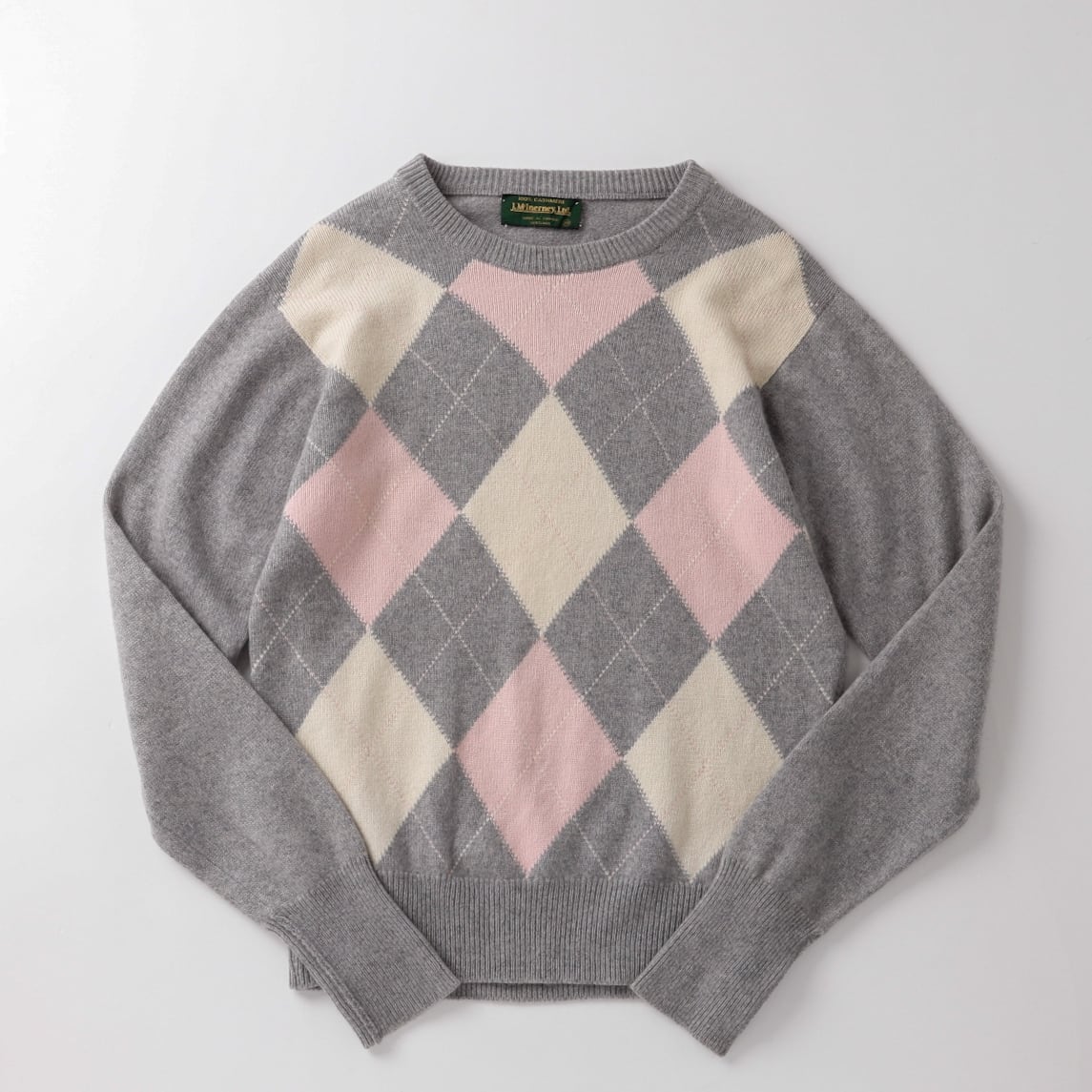 42 スコットランド製 カシミヤ ニット pure cashmere 極美品】Cashmere sweater made in Scotland mint condition about