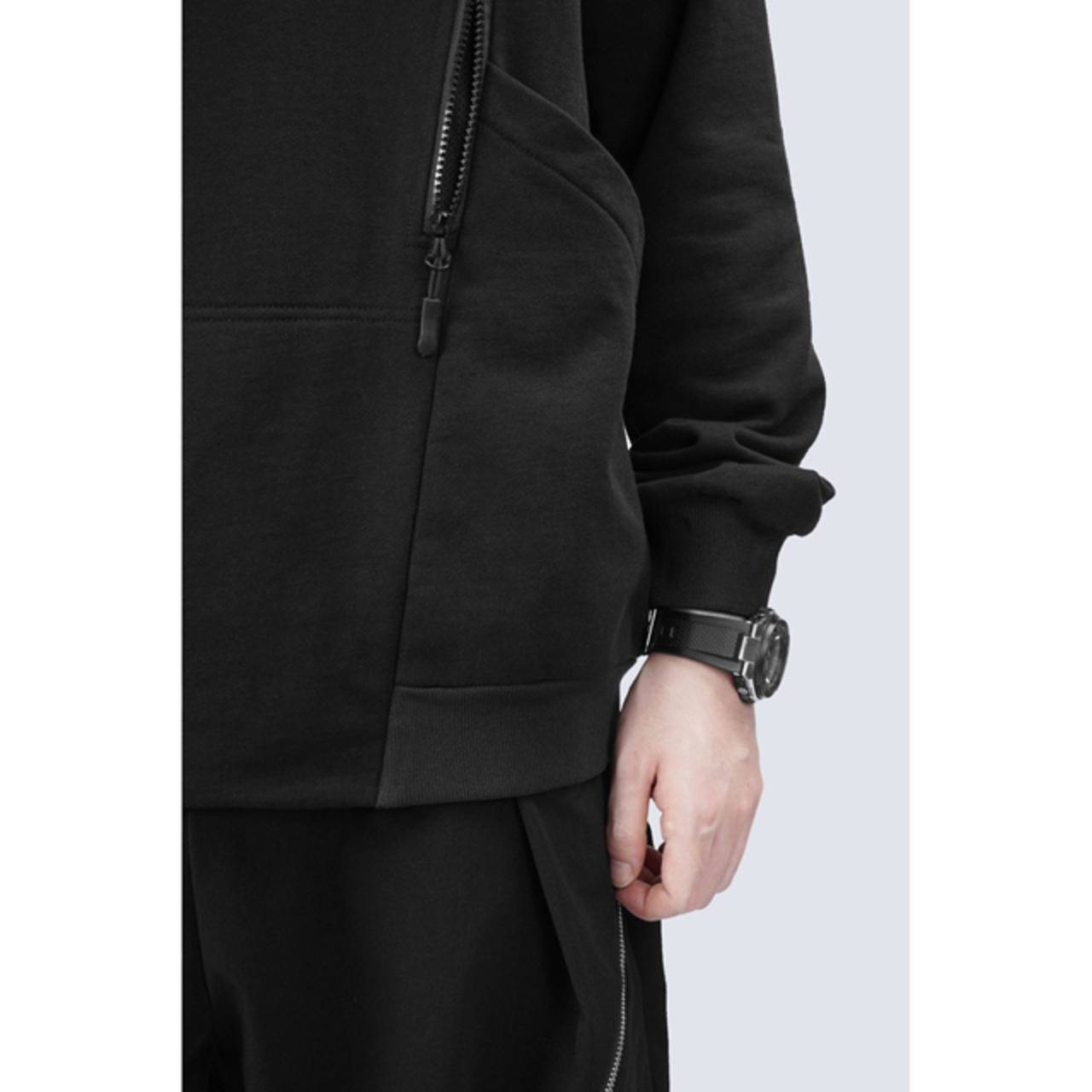 SILENSTORM コットンダブルヤーン プリーツパッチワーク クルーネックスウェットシャツ