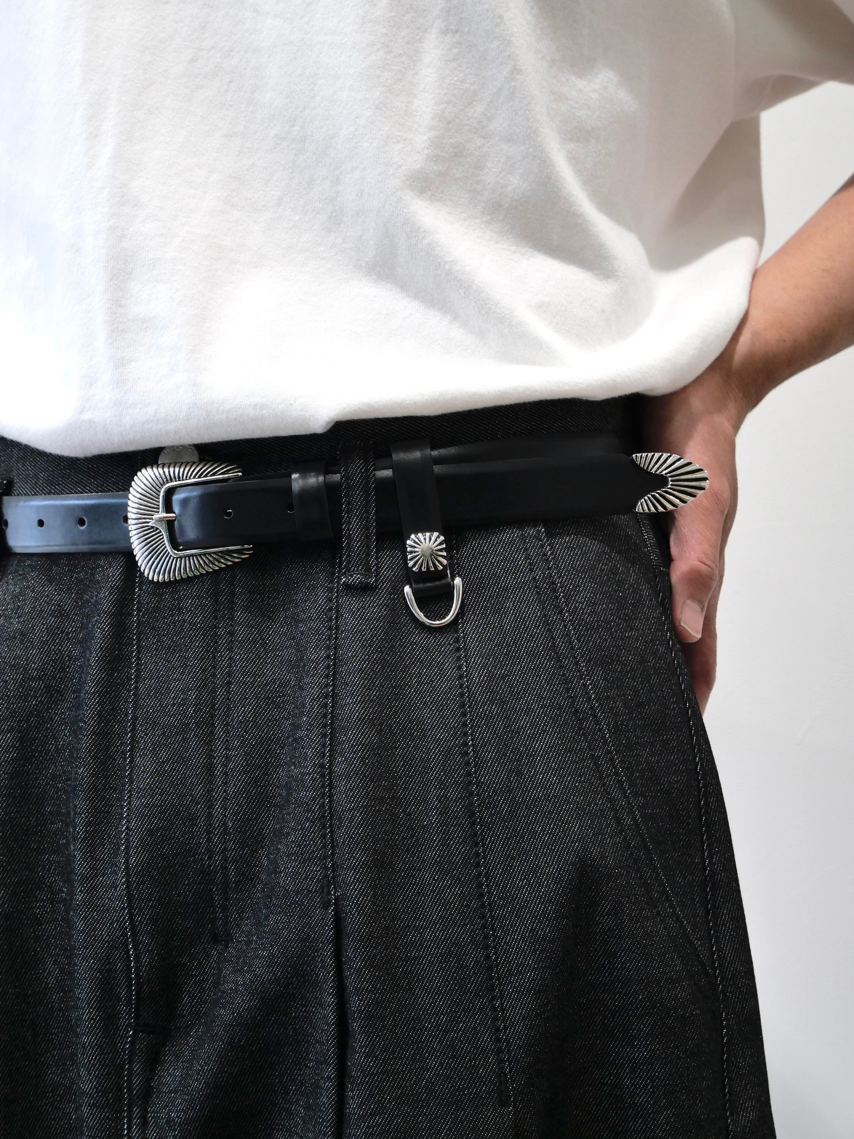 TOGA TOO METAL BUCKLE BELT & KEY RING | CONSTRUCT1
