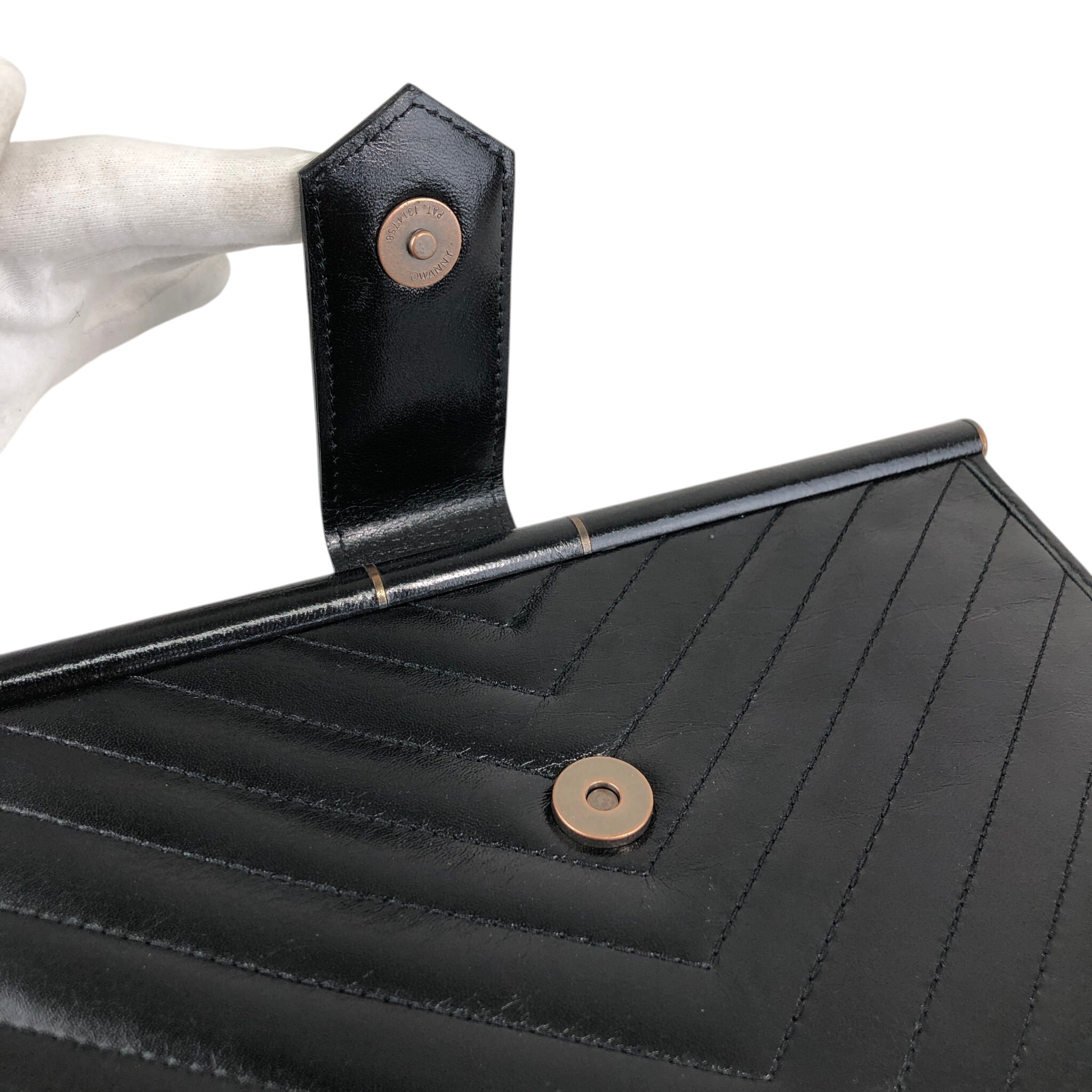 Yves Saint Laurent イヴ・サンローラン クラッチバッグ ブラック YSL