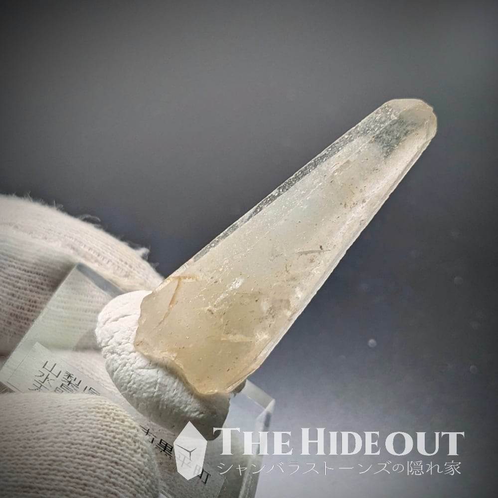 国産鉱物標本028 山梨県甲州市黒平町水晶峠産水晶 これぞ水晶峠