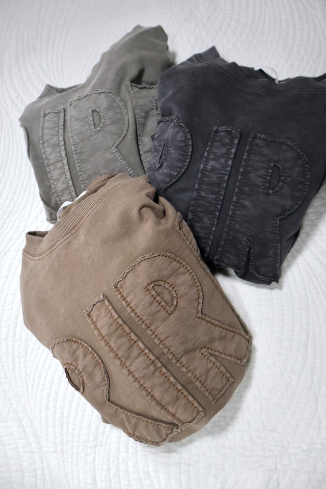 NEW！MINI裏毛ピグメントクルーアップリケロゴ【12507-302-10】2025AW