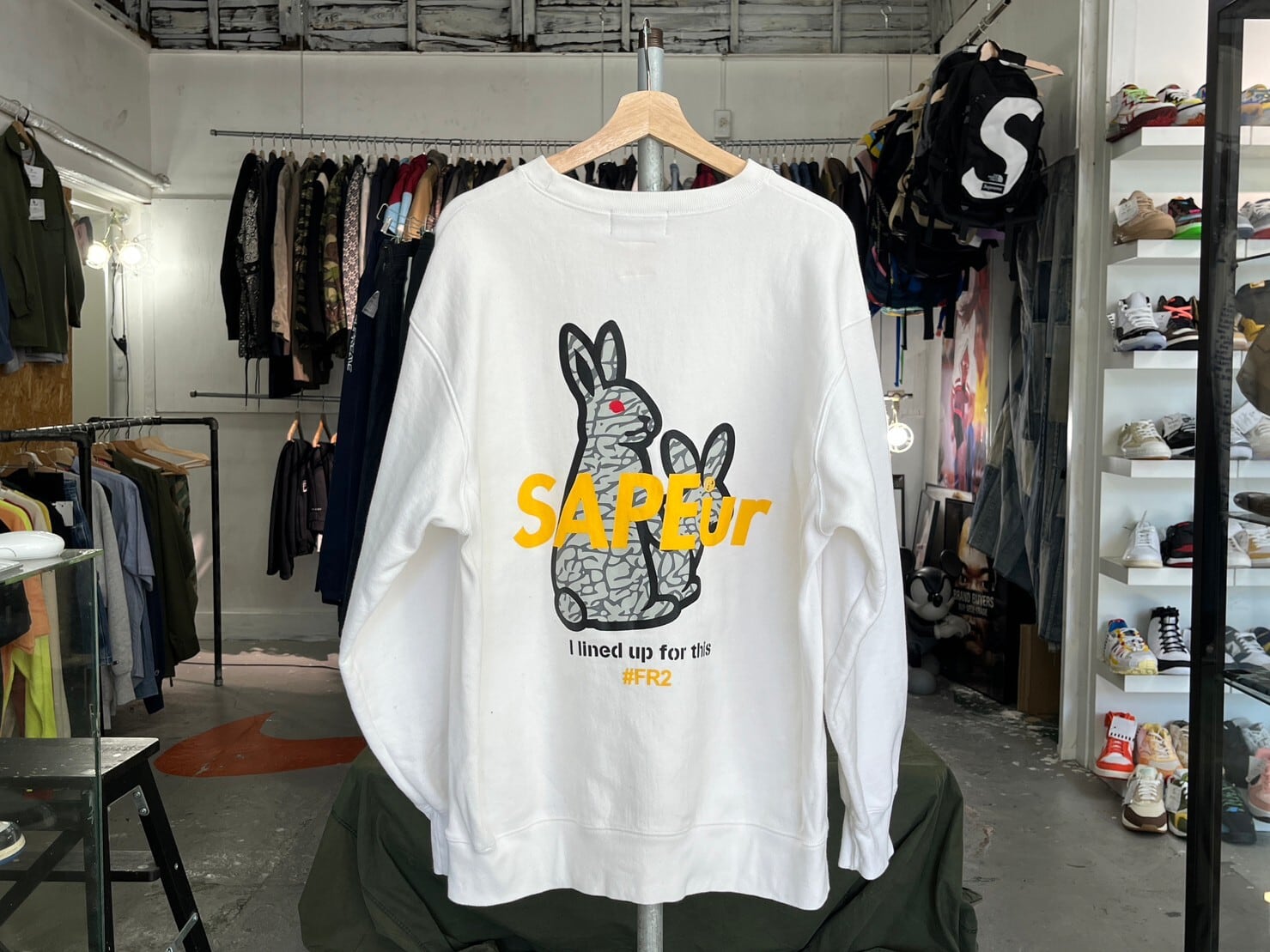SAPEur × FR2 CEMENT RABBIT CREWNECK SWEAT WHITE XL 19217 | BRAND  
