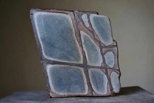 貴州産奇石　窓