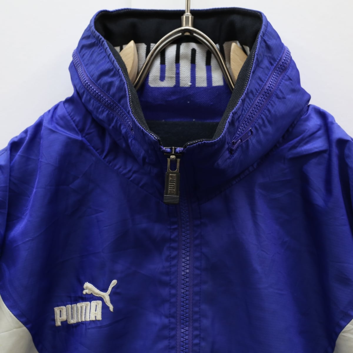 PUMA プーマ　ナイロンジャケット　ウインドブレーカー　ジップアップ　90s