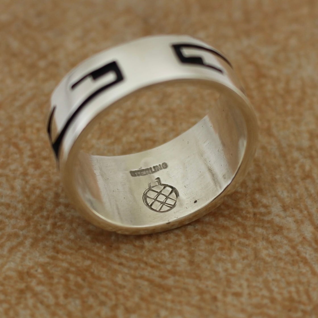 ホピ族 20.5号 Willie Archie Talahaftewa作 シルバーリング #06