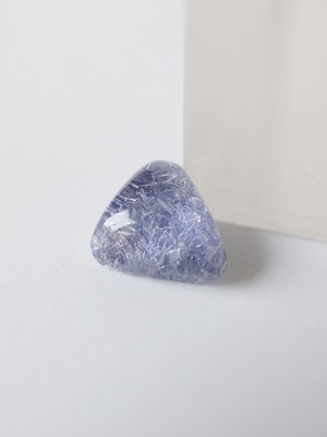 Dumortierite in Quartz - b15