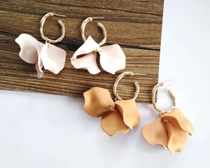 ヘブンリーピアス(ホワイト / イエロー / クリスタル)