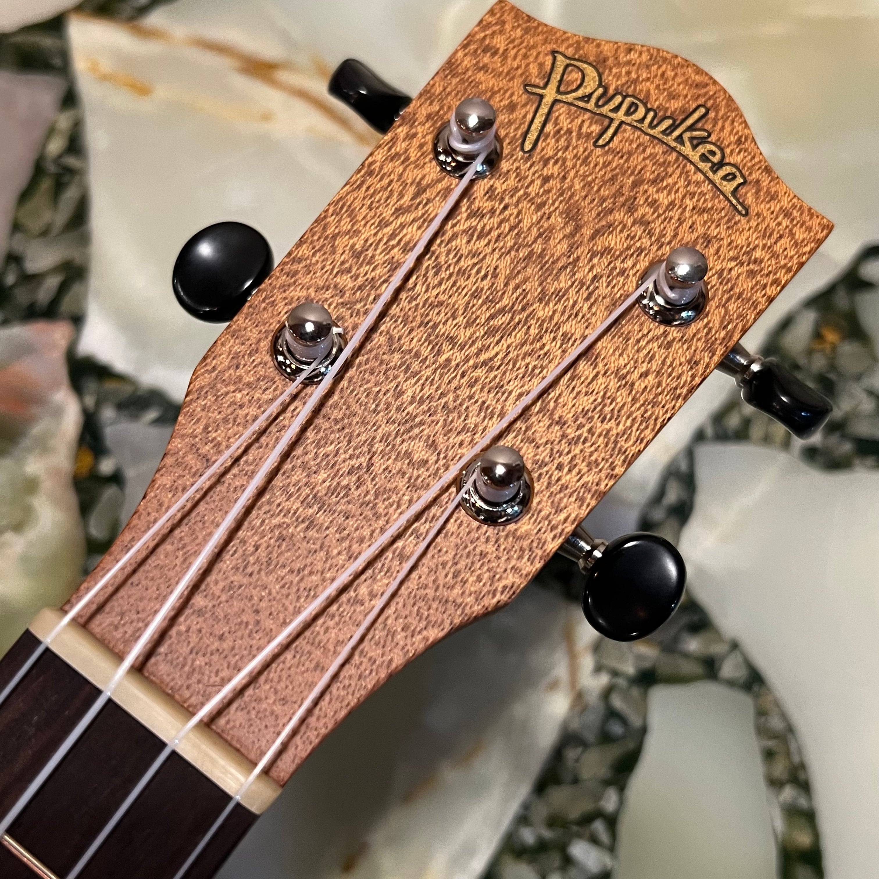 値下げ・ウクレレ【pupukea】 新品 調整済 Pupukea ソプラノロングネックウクレレ UF-30LN | UKULELE