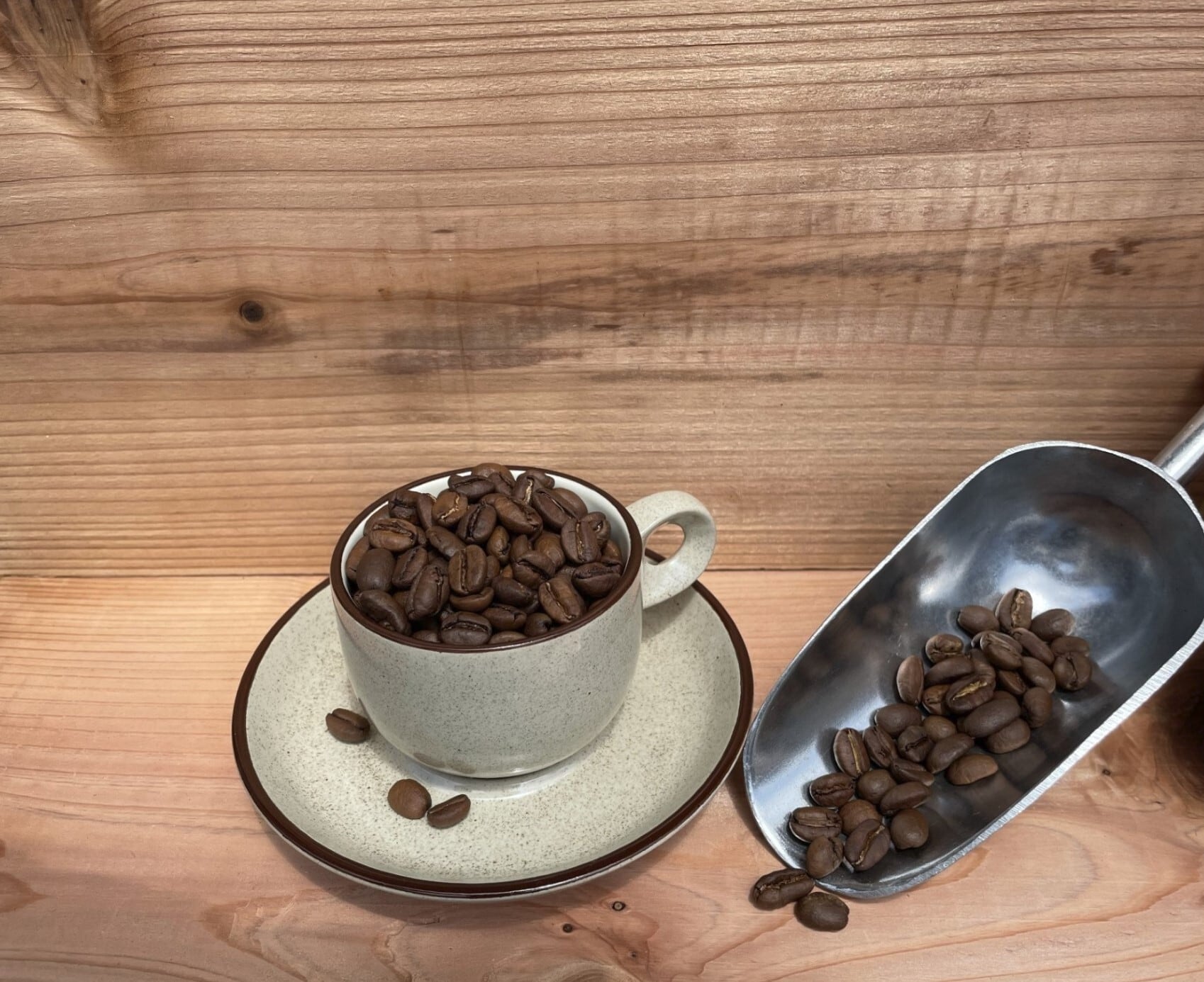 パプアニューギニア/ハセン農園 天空の森 修道院のコーヒードリップ