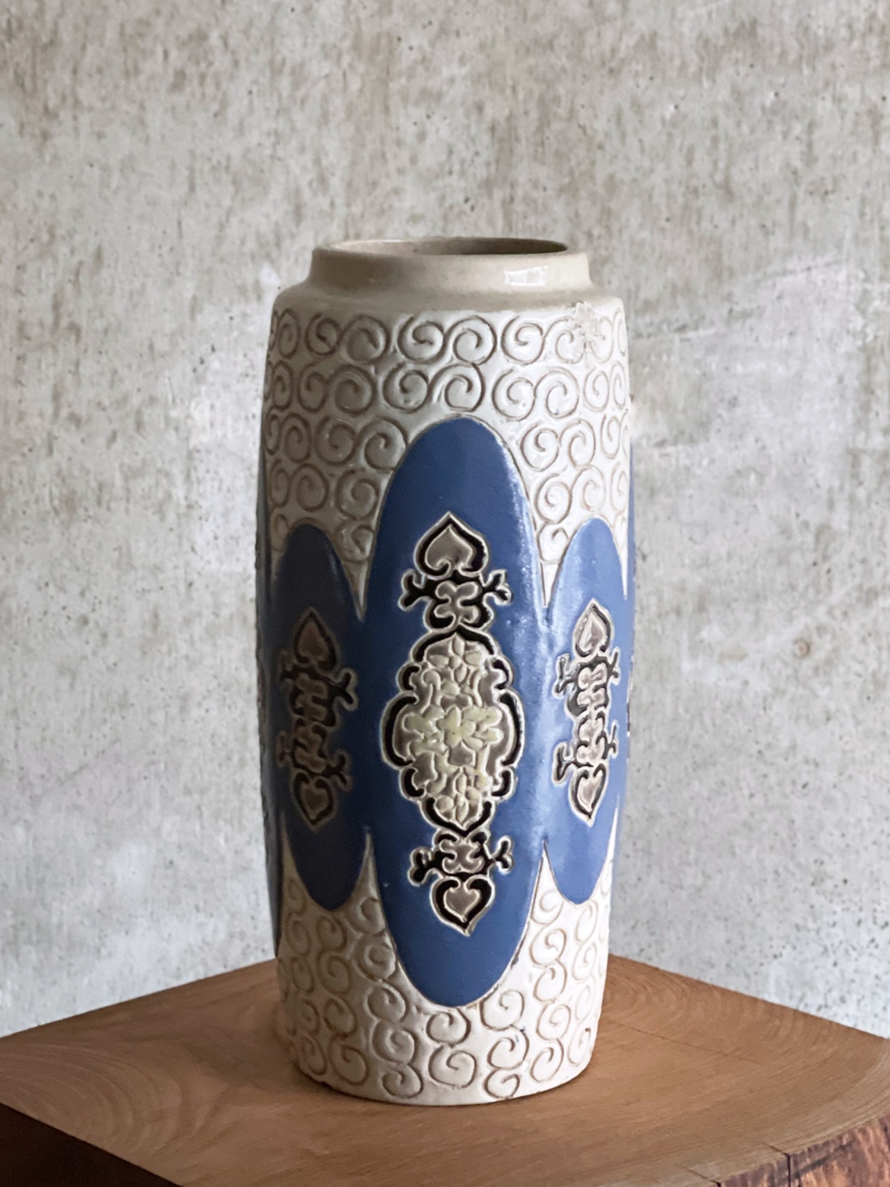 Bien Hoa／Flower vase