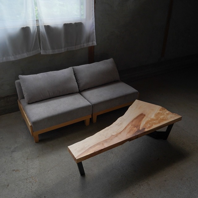 栃の一枚板　ローテーブル　センターテーブル