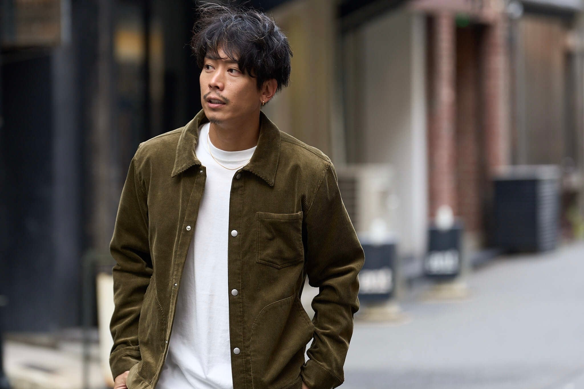 秋に映える「コーデュロイ」ブルゾン