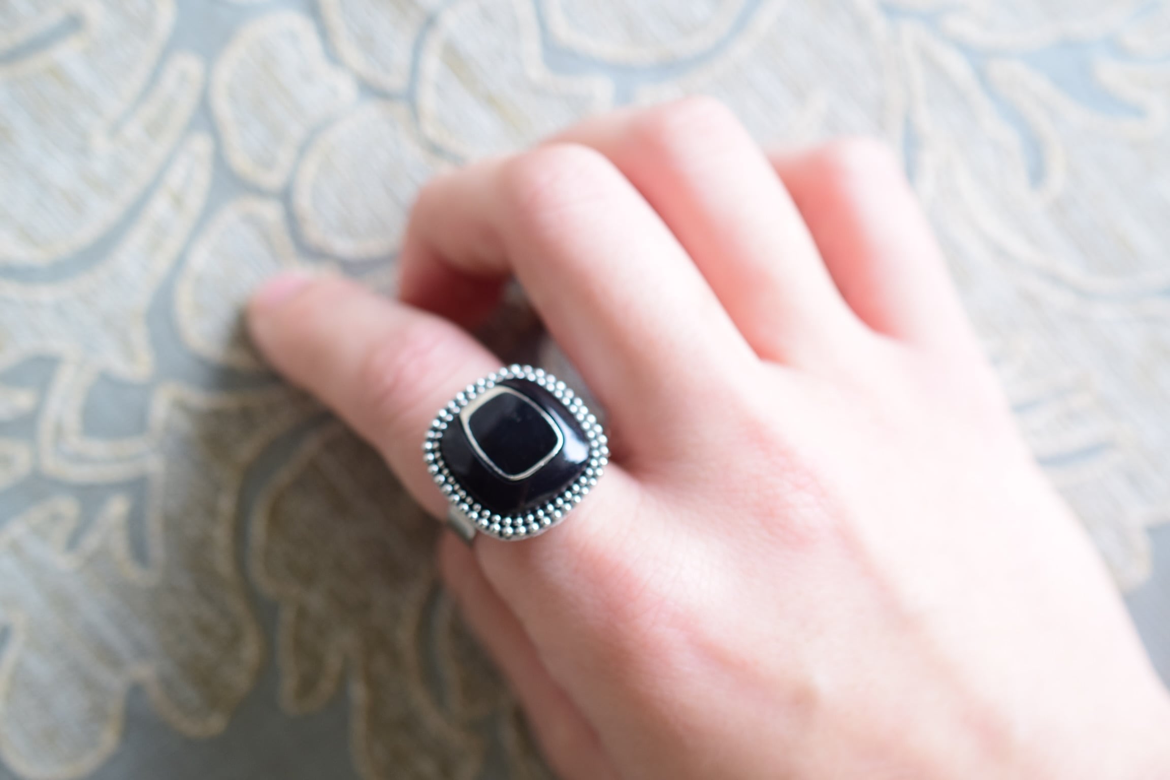 SOLD！アンティーク絵画の額縁ring | Oki