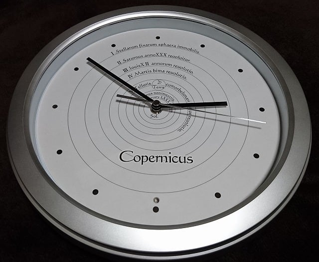 コペルニクス掛け時計【逆回転・電波】 | 逆回転時計とオリジナル時計