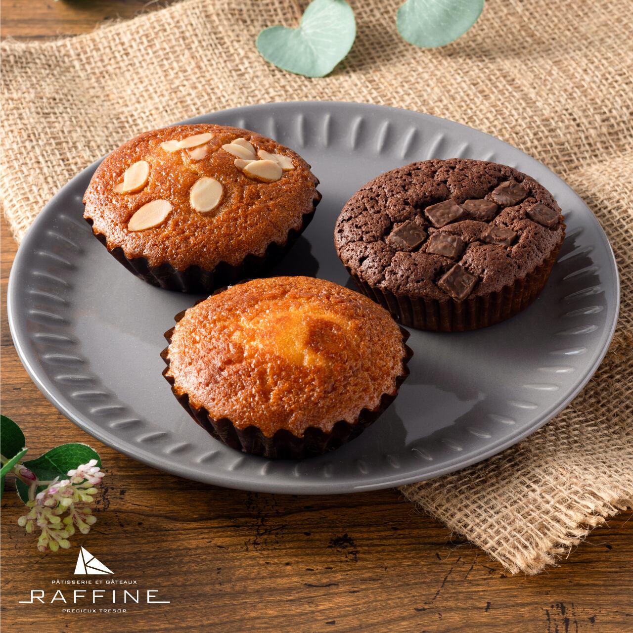 昔ながらのマドレーヌ（10個） | RAFFINE